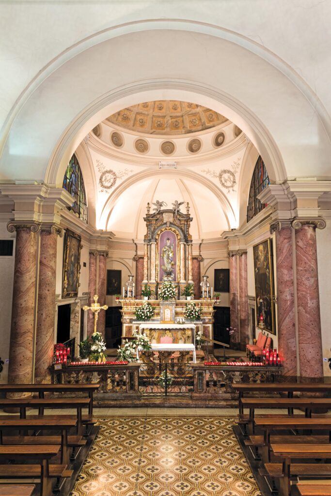 Altar Maggiore della Chiesa dell’Immacolata Via Peri Lugano
